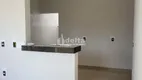 Foto 3 de Apartamento com 2 Quartos à venda, 65m² em Segismundo Pereira, Uberlândia