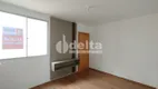 Foto 3 de Apartamento com 2 Quartos para alugar, 43m² em Shopping Park, Uberlândia