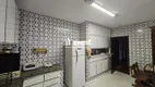 Foto 6 de Apartamento com 4 Quartos para alugar, 200m² em Centro, Uberaba