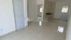 Foto 3 de Casa com 2 Quartos à venda, 55m² em Jardim Icarai, Caucaia