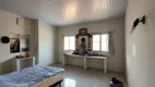 Foto 11 de Casa com 4 Quartos à venda, 188m² em Candelária, Natal