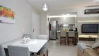 Foto 2 de Apartamento com 3 Quartos à venda, 66m² em Vila Ipiranga, Porto Alegre