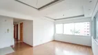 Foto 3 de Apartamento com 2 Quartos à venda, 88m² em Passo da Areia, Porto Alegre