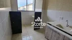 Foto 6 de Apartamento com 3 Quartos para alugar, 60m² em Mansorur, Uberlândia