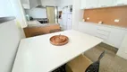 Foto 19 de Apartamento com 4 Quartos à venda, 225m² em Pitangueiras, Guarujá