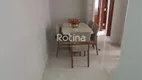 Foto 4 de Apartamento com 2 Quartos à venda, 43m² em Santa Mônica, Uberlândia