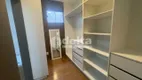 Foto 12 de Casa de Condomínio com 3 Quartos para alugar, 240m² em Laranjeiras, Uberlândia