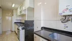 Foto 10 de Apartamento com 3 Quartos à venda, 66m² em Cabral, Curitiba