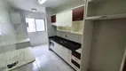 Foto 2 de Apartamento com 3 Quartos para alugar, 76m² em Jardim Adriana II, Londrina