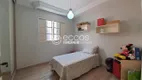 Foto 9 de Casa com 3 Quartos à venda, 180m² em Vigilato Pereira, Uberlândia