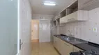 Foto 5 de Apartamento com 2 Quartos à venda, 67m² em Passo da Areia, Porto Alegre