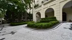 Foto 30 de Apartamento com 4 Quartos à venda, 750m² em Jardim Europa, São Paulo