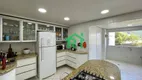 Foto 37 de Apartamento com 3 Quartos à venda, 186m² em Pitangueiras, Guarujá