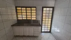Foto 4 de Casa com 3 Quartos para alugar, 80m² em Santa Mônica, Uberlândia