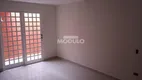 Foto 52 de Casa com 4 Quartos para alugar, 243m² em Tubalina, Uberlândia