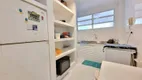 Foto 10 de Apartamento com 2 Quartos à venda, 90m² em Praia das Pitangueiras, Guarujá