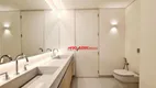 Foto 24 de Apartamento com 3 Quartos à venda, 211m² em Itaim Bibi, São Paulo