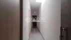 Foto 6 de Casa com 3 Quartos para alugar, 280m² em Centro, Uberlândia