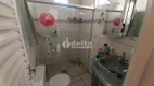 Foto 12 de Casa com 3 Quartos à venda, 190m² em Jardim das Palmeiras, Uberlândia