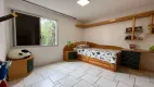 Foto 15 de Apartamento com 4 Quartos à venda, 240m² em Agronômica, Florianópolis