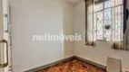 Foto 6 de Casa com 4 Quartos à venda, 217m² em Sagrada Família, Belo Horizonte