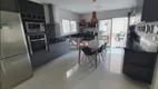 Foto 2 de Casa com 5 Quartos à venda, 370m² em Urbanova, São José dos Campos