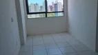 Foto 6 de Apartamento com 2 Quartos à venda, 47m² em Madalena, Recife