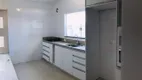 Foto 14 de Casa com 3 Quartos à venda, 343m² em Parque Pinheiros, Taboão da Serra