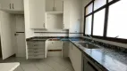 Foto 9 de Apartamento com 3 Quartos à venda, 156m² em Praia das Pitangueiras, Guarujá