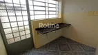 Foto 9 de Casa com 3 Quartos para alugar, 96m² em Osvaldo Rezende, Uberlândia