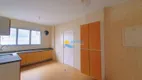 Foto 37 de Apartamento com 3 Quartos à venda, 130m² em Pitangueiras, Guarujá