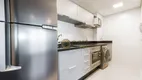 Foto 4 de Apartamento com 2 Quartos à venda, 66m² em Centro, Curitiba