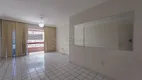 Foto 3 de Apartamento com 2 Quartos à venda, 79m² em Várzea, Recife