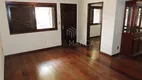 Foto 5 de Casa com 4 Quartos à venda, 302m² em Vila Ipiranga, Porto Alegre