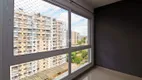 Foto 3 de Apartamento com 2 Quartos à venda, 69m² em Passo da Areia, Porto Alegre