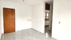 Foto 2 de Apartamento com 2 Quartos à venda, 49m² em Jardim das Bandeiras, Campinas