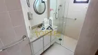 Foto 15 de Apartamento com 3 Quartos à venda, 200m² em Praia das Pitangueiras, Guarujá