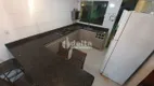 Foto 15 de Casa com 2 Quartos à venda, 179m² em Nova Uberlandia, Uberlândia