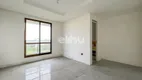 Foto 16 de Apartamento com 4 Quartos à venda, 220m² em Guararapes, Fortaleza