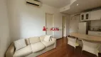 Foto 2 de Flat com 1 Quarto à venda, 33m² em Vila Olímpia, São Paulo