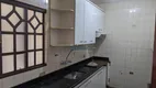 Foto 12 de Casa com 3 Quartos à venda, 205m² em Champagnat, Londrina