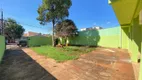 Foto 3 de Sobrado com 5 Quartos à venda, 180m² em Residencial Quadra Norte, Londrina