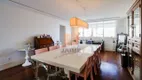 Foto 5 de Apartamento com 3 Quartos à venda, 212m² em Higienópolis, São Paulo