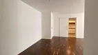 Foto 2 de Apartamento com 3 Quartos para alugar, 128m² em Vila Nova Conceição, São Paulo