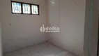 Foto 2 de Casa com 3 Quartos à venda, 205m² em Nossa Senhora Aparecida, Uberlândia