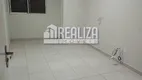 Foto 6 de Apartamento com 2 Quartos à venda, 46m² em Conjunto Umuarama, Uberaba