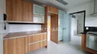Foto 20 de Apartamento com 3 Quartos à venda, 200m² em Moema, São Paulo