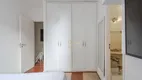 Foto 5 de Apartamento com 2 Quartos à venda, 70m² em Moema, São Paulo