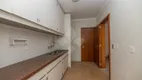 Foto 17 de Apartamento com 3 Quartos à venda, 133m² em Moinhos de Vento, Porto Alegre