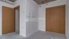 Foto 2 de Sala Comercial para alugar, 34m² em Passo da Areia, Porto Alegre